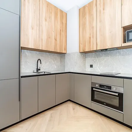 Melody 里加